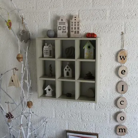 Rustige, Gelijkvloerse Vakantiewoning Met 2 Slaapkamers In Simpelveld, Zuid-limburg