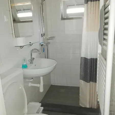 Hébergement de vacances Rustige, Gelijkvloerse Vakantiewoning Met 2 Slaapkamers In Simpelveld, Zuid-limburg