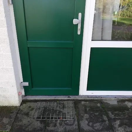 Rustige, Gelijkvloerse Vakantiewoning Met 2 Slaapkamers In Simpelveld, Zuid-limburg * Simpelveld