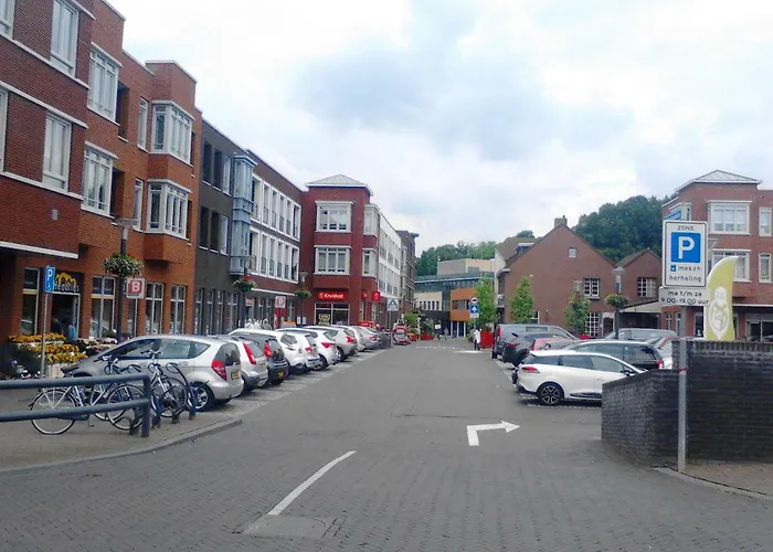 Дом отдыха Rustige, Gelijkvloerse Vakantiewoning Met 2 Slaapkamers In Simpelveld, Zuid-limburg *