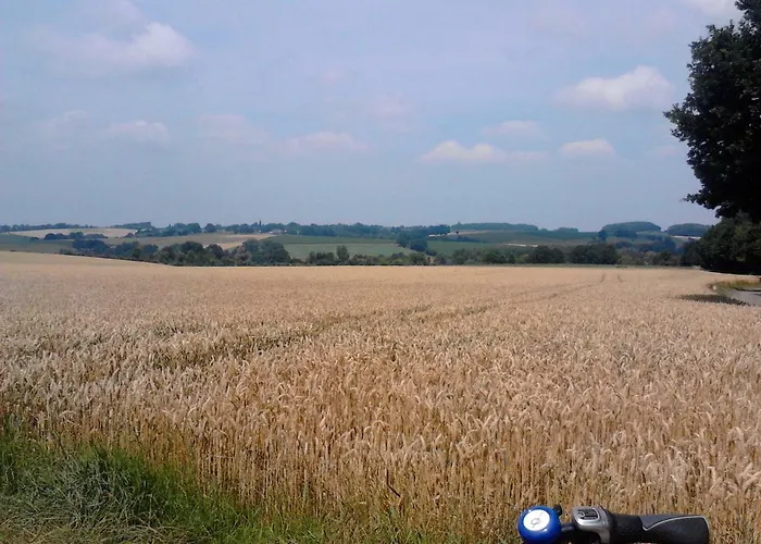 Rustige, Gelijkvloerse Vakantiewoning Met 2 Slaapkamers In Simpelveld, Zuid-limburg *
