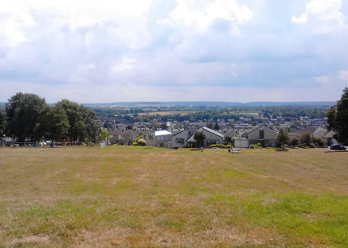 度假居 Rustige, Gelijkvloerse Vakantiewoning Met 2 Slaapkamers In Simpelveld, Zuid-limburg 辛佩尔费尔德