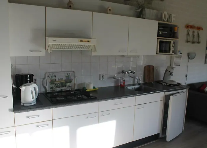 Дом отдыха Rustige, Gelijkvloerse Vakantiewoning Met 2 Slaapkamers In Simpelveld, Zuid-limburg