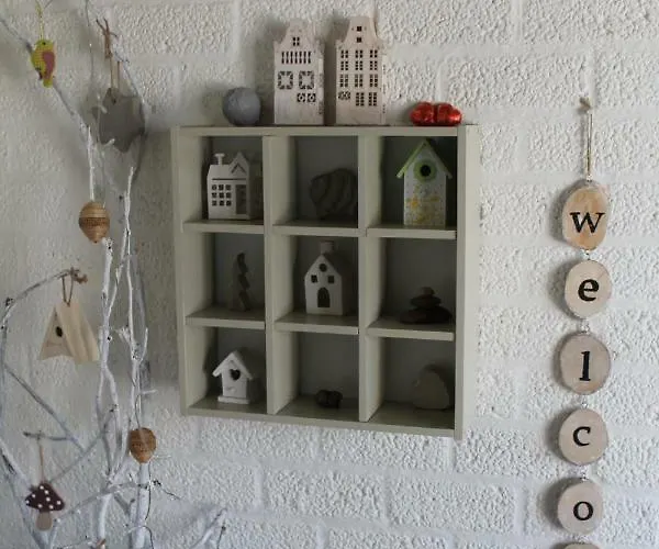 Rustige, Gelijkvloerse Vakantiewoning Met 2 Slaapkamers In Simpelveld, Zuid-limburg