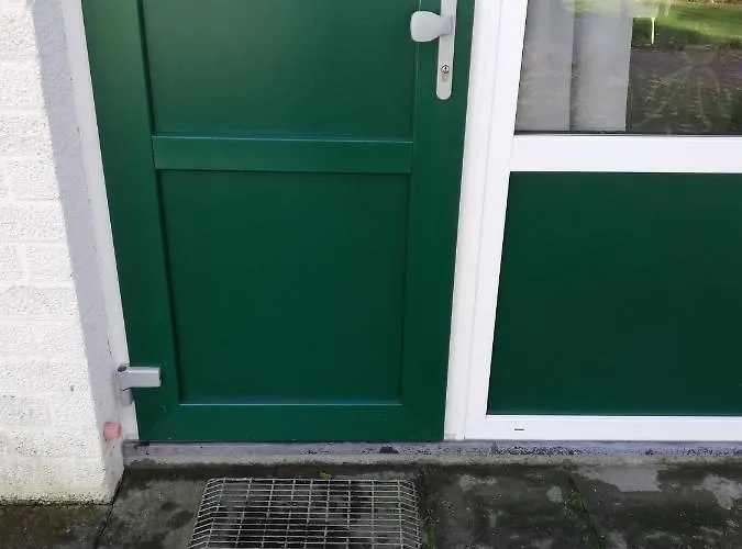 Rustige, Gelijkvloerse Vakantiewoning Met 2 Slaapkamers In Simpelveld, Zuid-limburg * Simpelveld